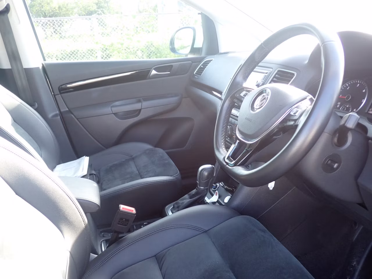 VOLKSWAGEN SHARAN