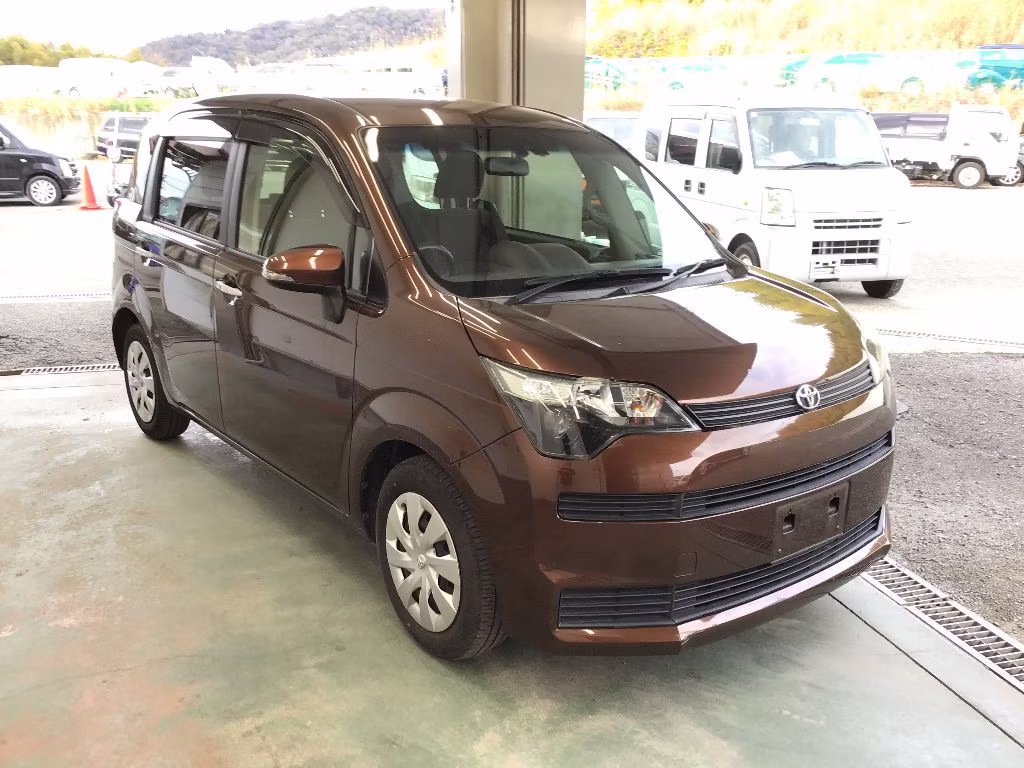 TOYOTA SPADE