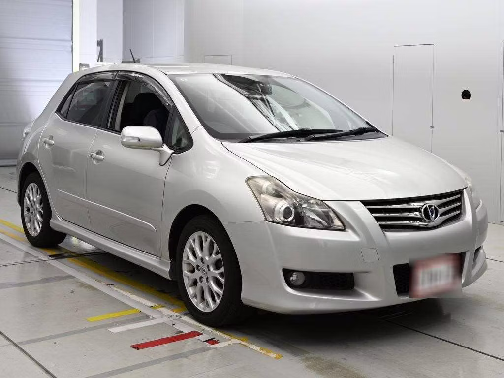 TOYOTA BLADE