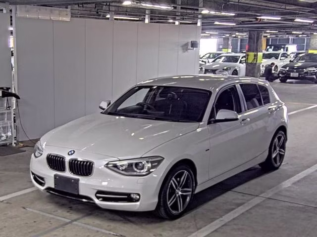 BMW 1-SERIES