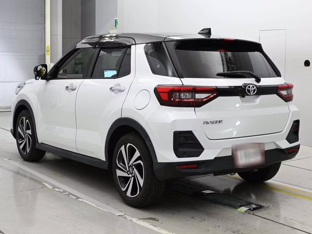 TOYOTA RAIZE