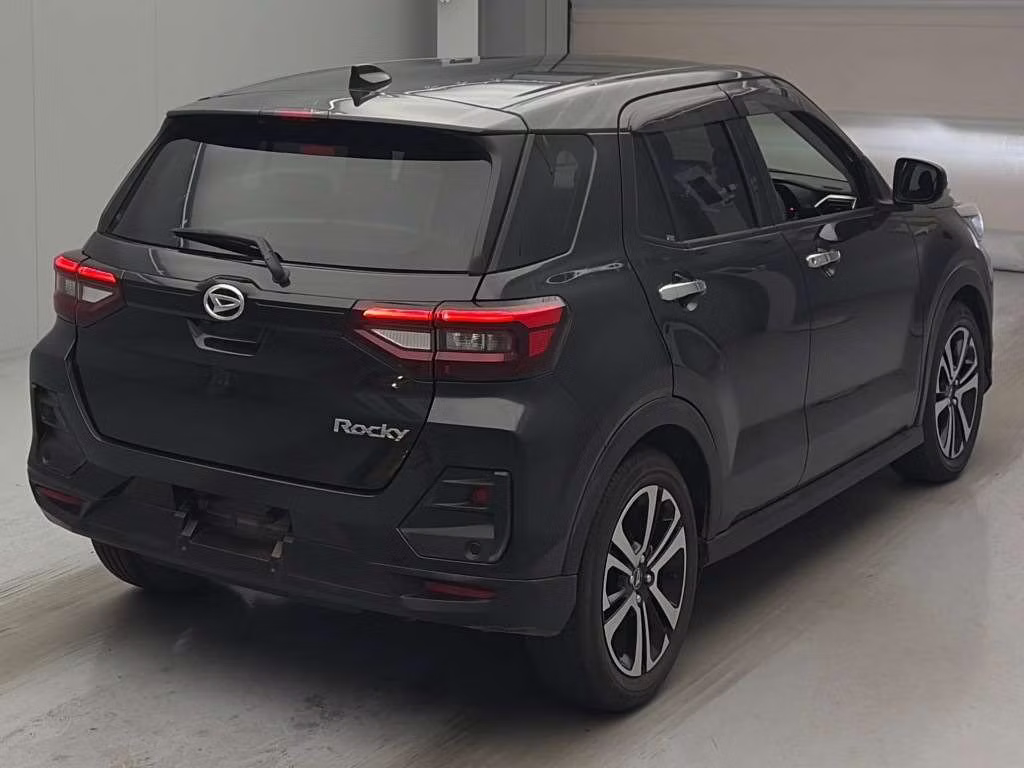 DAIHATSU ROCKY
