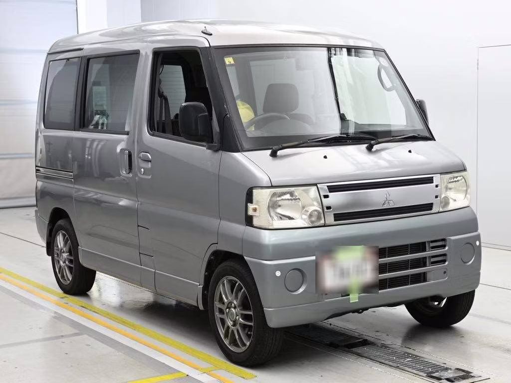 MITSUBISHI TOWN BOX