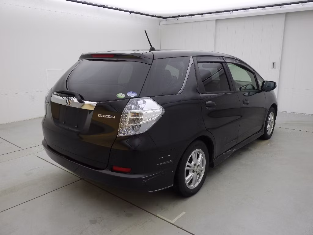 HONDA FIT SHUTTLE