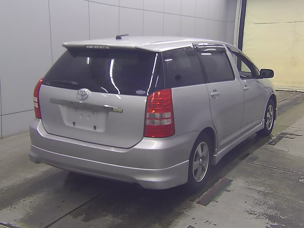 TOYOTA WISH
