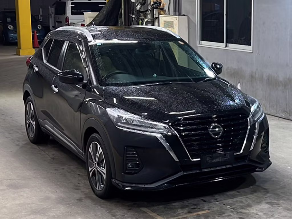 NISSAN KICKS