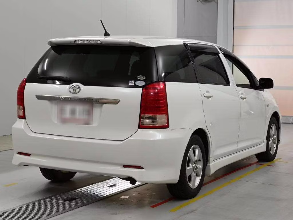 TOYOTA WISH
