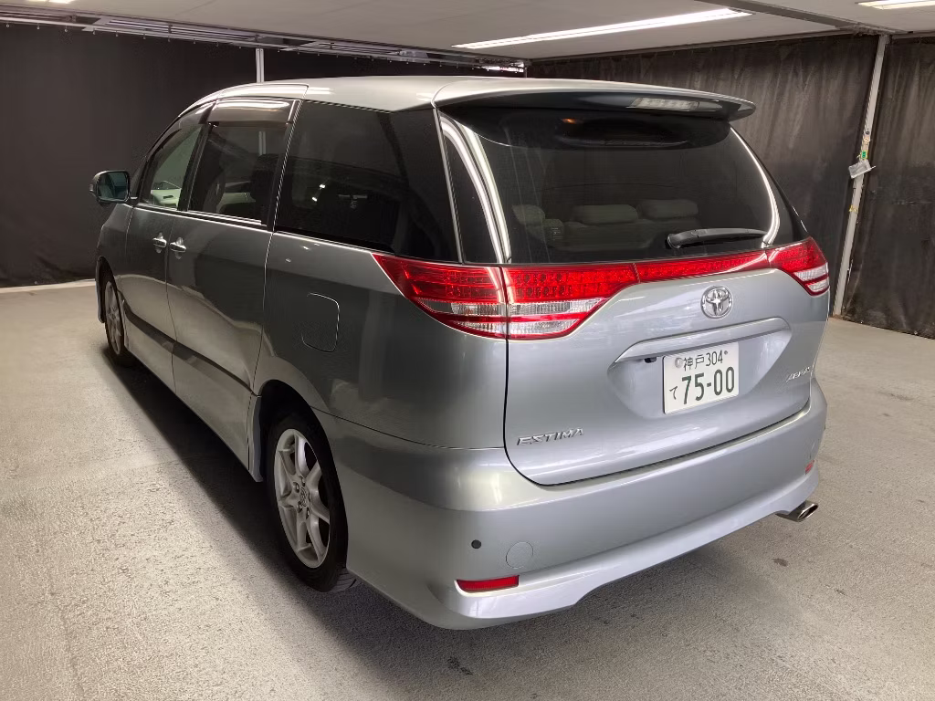 TOYOTA ESTIMA