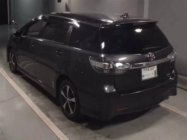 TOYOTA WISH
