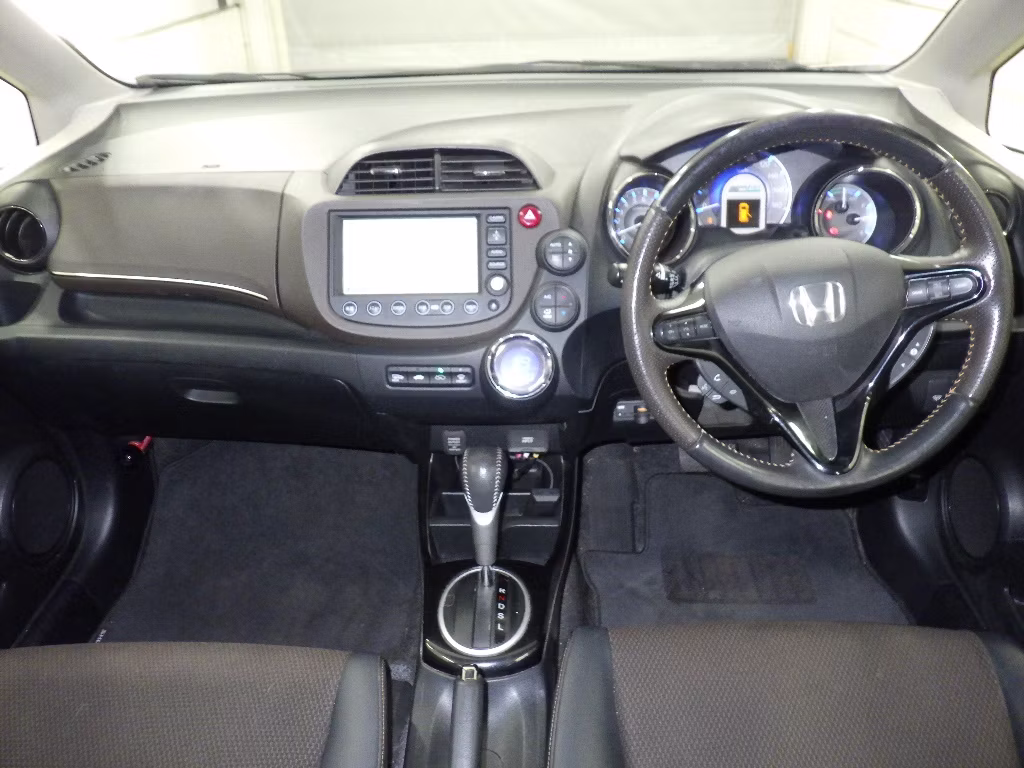 HONDA FIT SHUTTLE