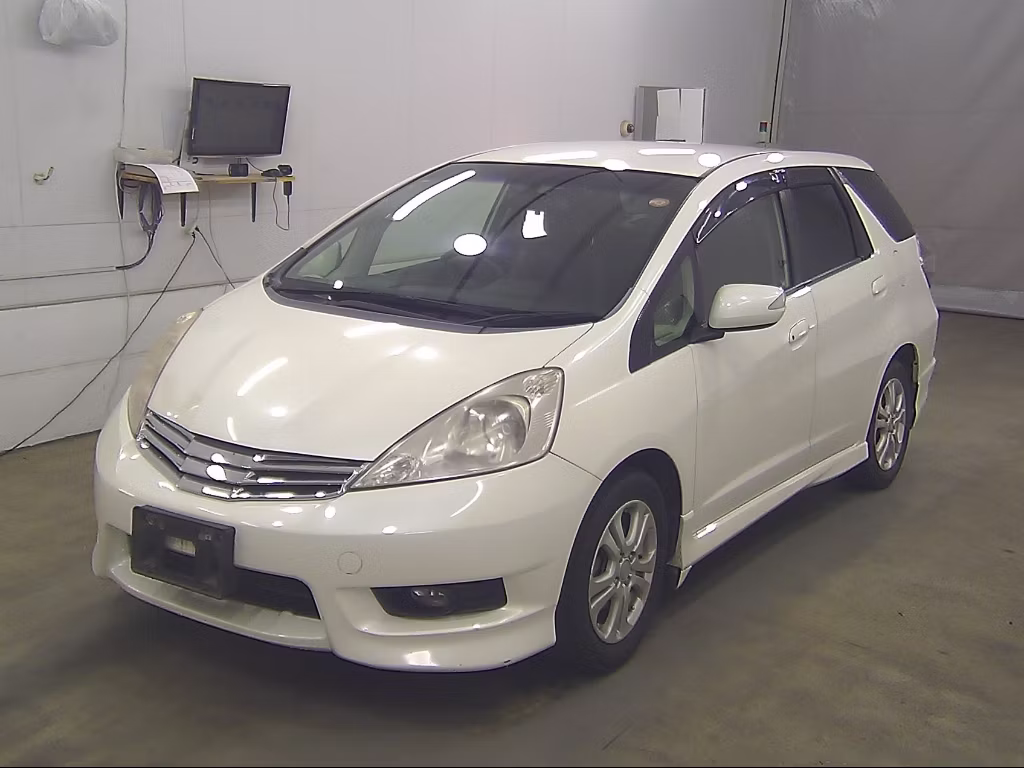 HONDA FIT SHUTTLE