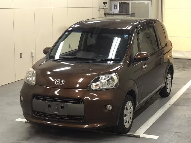 TOYOTA PORTE