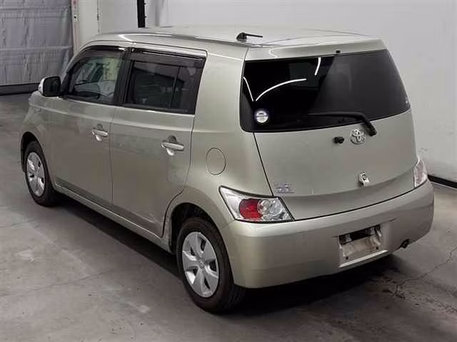 TOYOTA BB