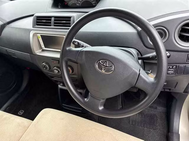 TOYOTA BB