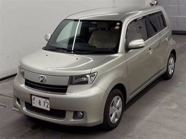TOYOTA BB