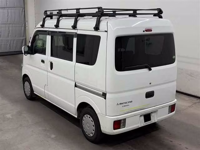 MITSUBISHI MINICAB