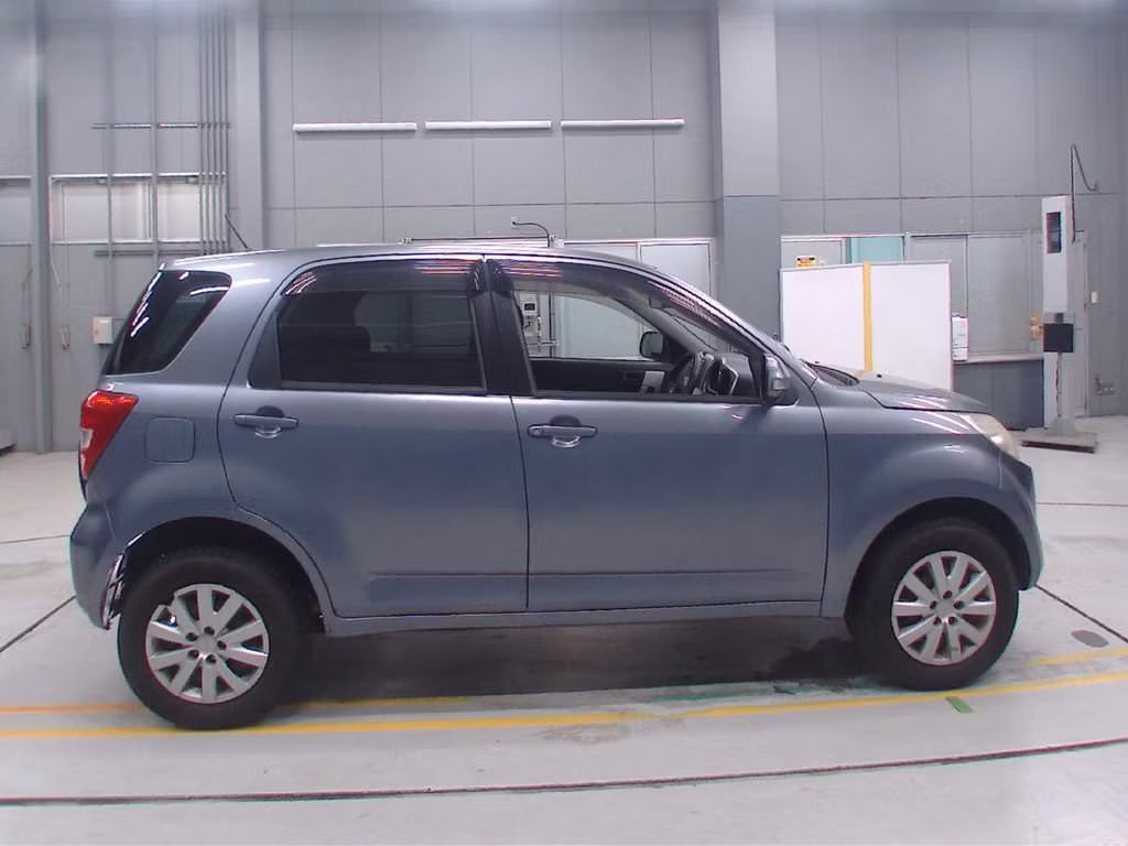 DAIHATSU BE-GO