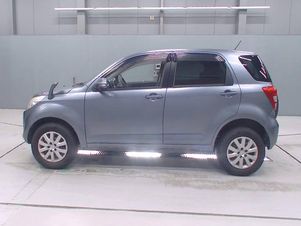DAIHATSU BE-GO