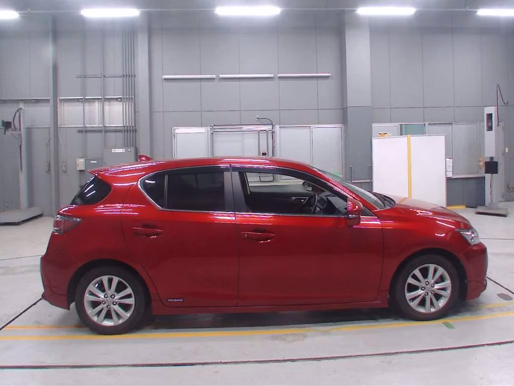 LEXUS CT200H