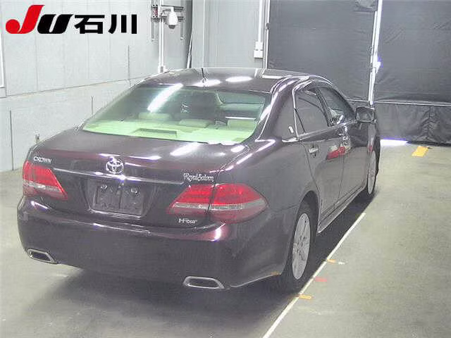 TOYOTA CROWN