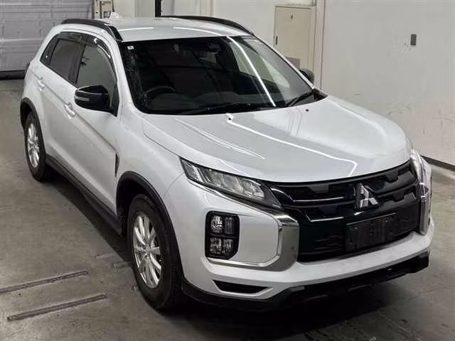 MITSUBISHI RVR