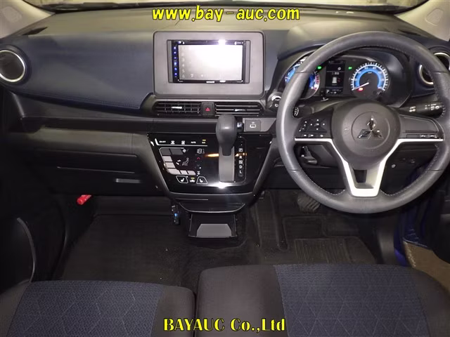 MITSUBISHI EK X