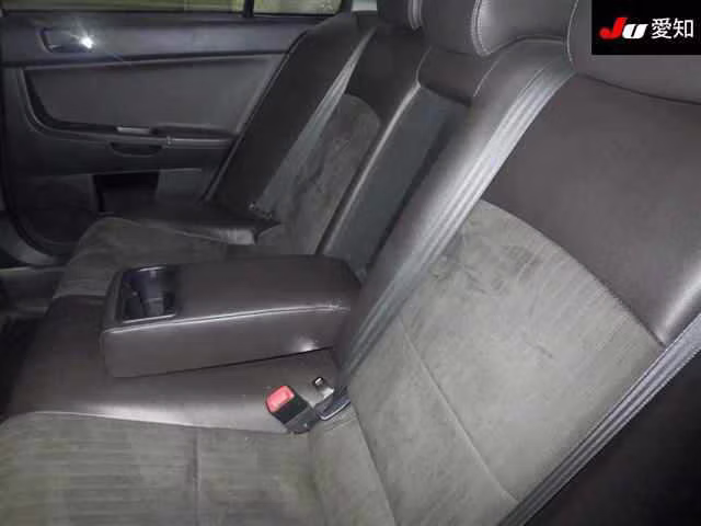 MITSUBISHI GALANT FORTIS