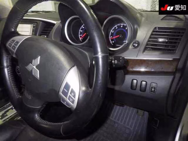 MITSUBISHI GALANT FORTIS
