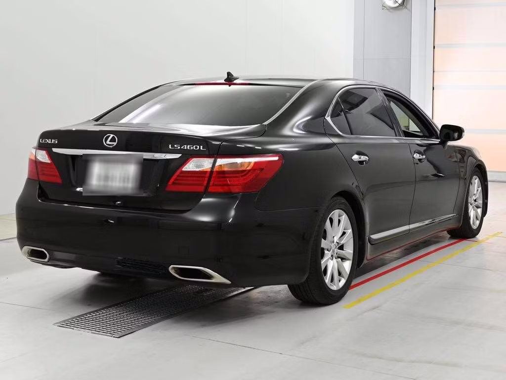 LEXUS LS460L