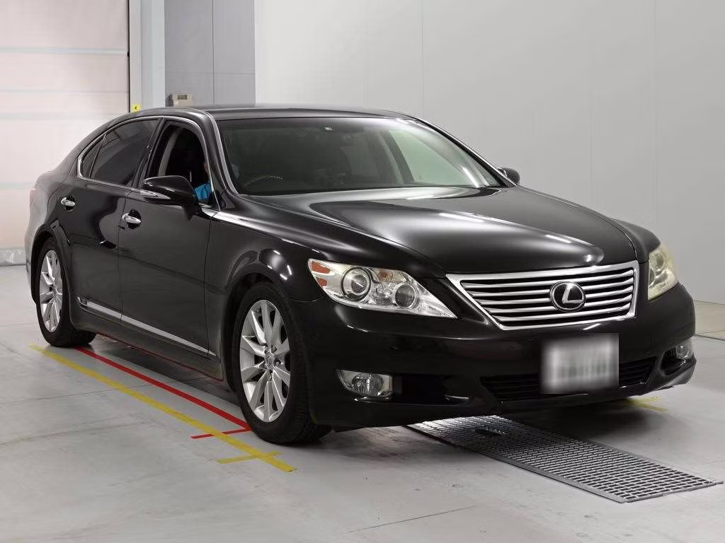LEXUS LS460L