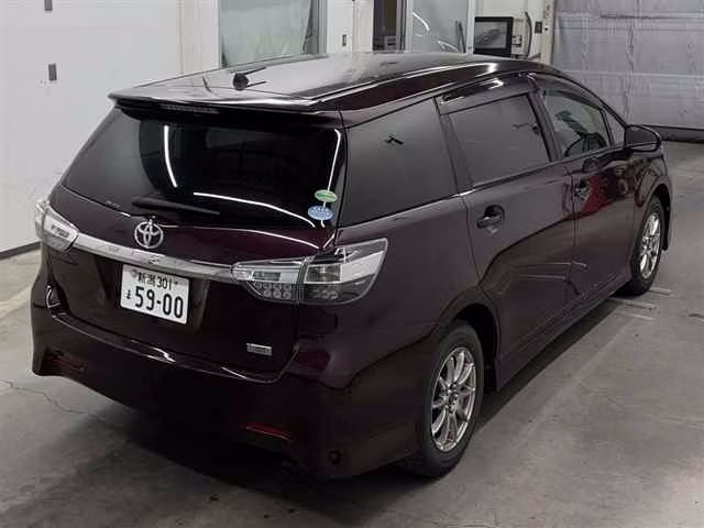 TOYOTA WISH