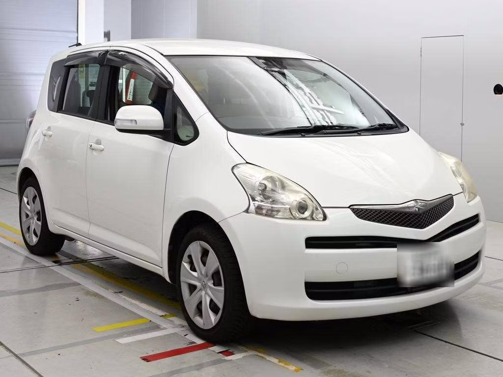 TOYOTA RACTIS