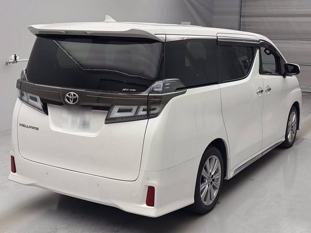 TOYOTA VELLFIRE