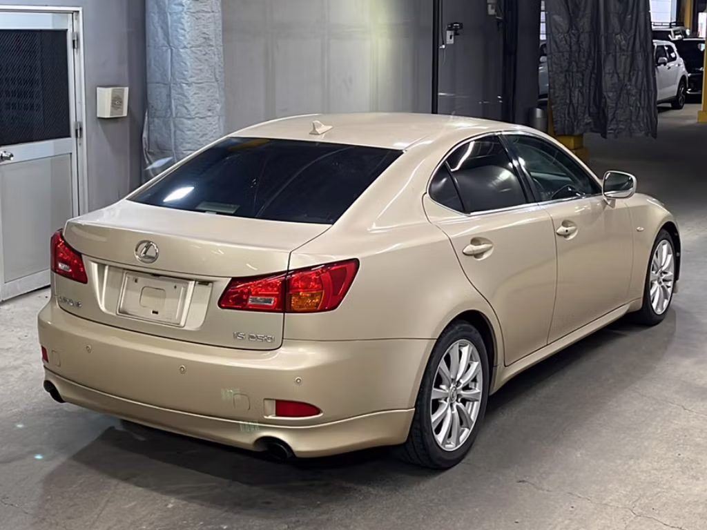 LEXUS IS250