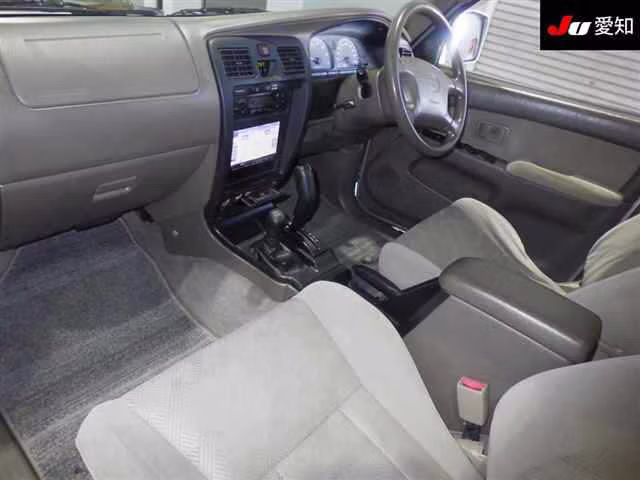 TOYOTA HILUX SURF