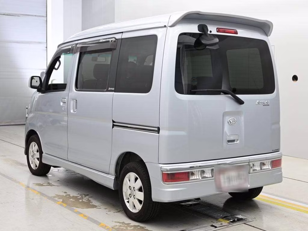 DAIHATSU ATRAI
