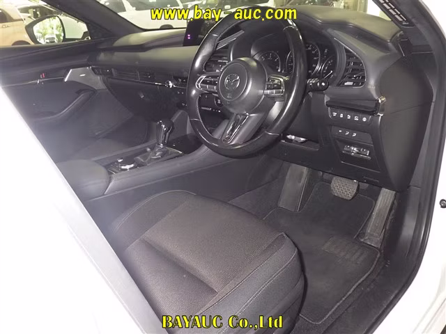 MAZDA MAZDA3