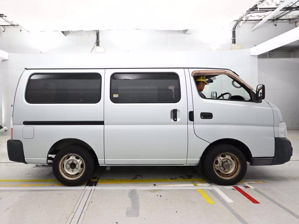 NISSAN CARAVAN