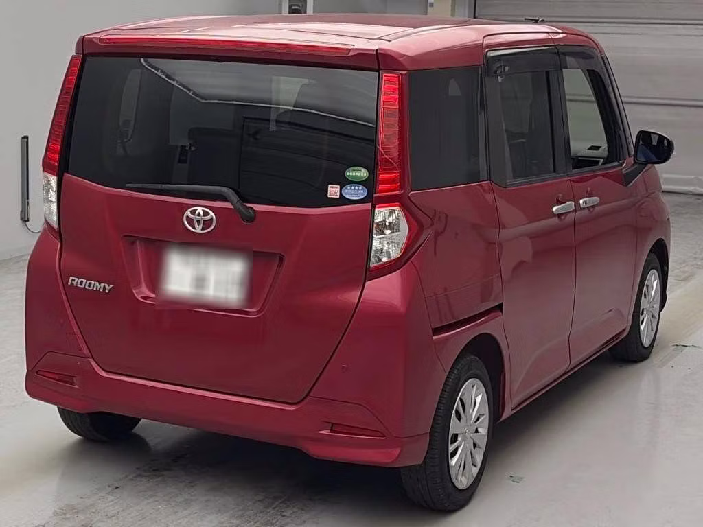 TOYOTA ROOMY