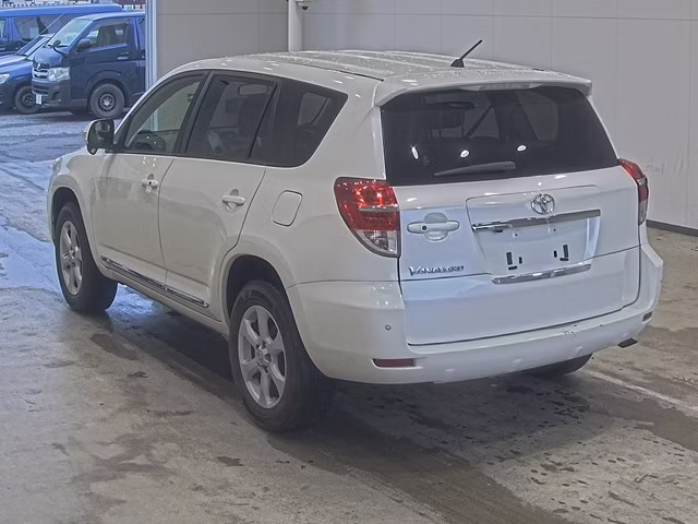 TOYOTA VANGUARD