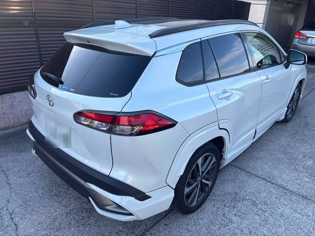 TOYOTA COROLLA CROSS