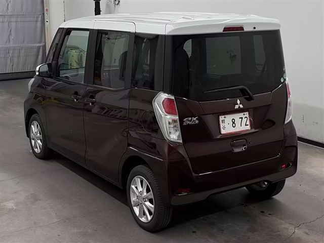 MITSUBISHI EK SPACE