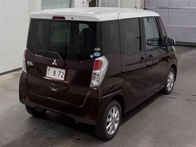 MITSUBISHI EK SPACE