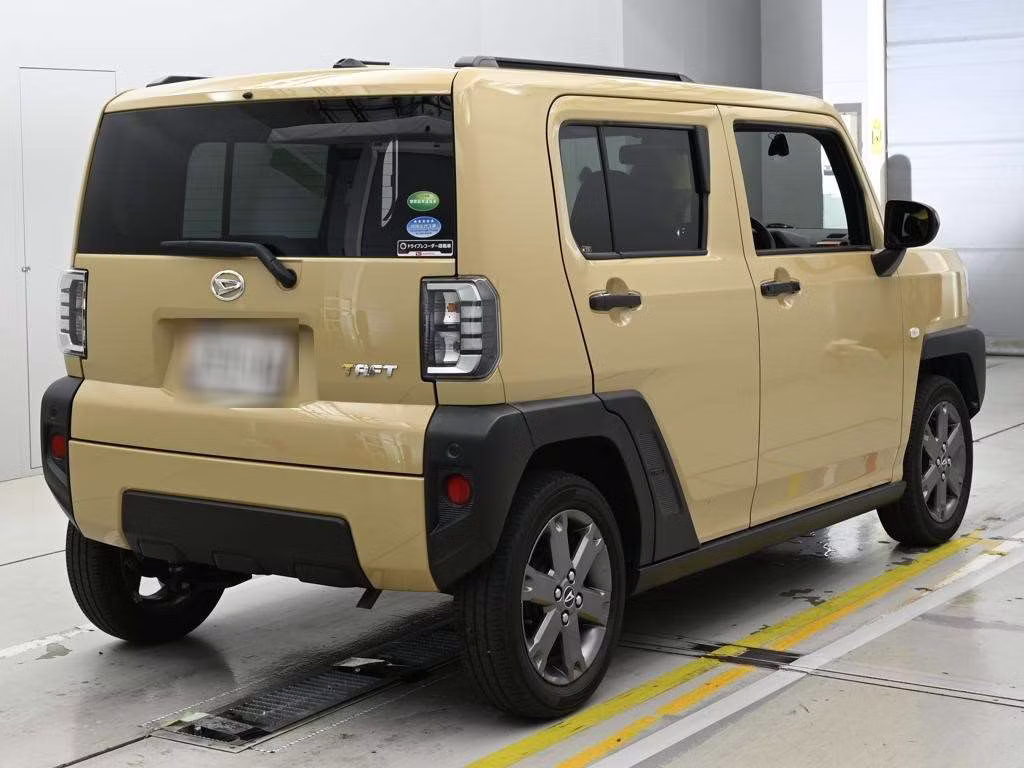 DAIHATSU TAFT