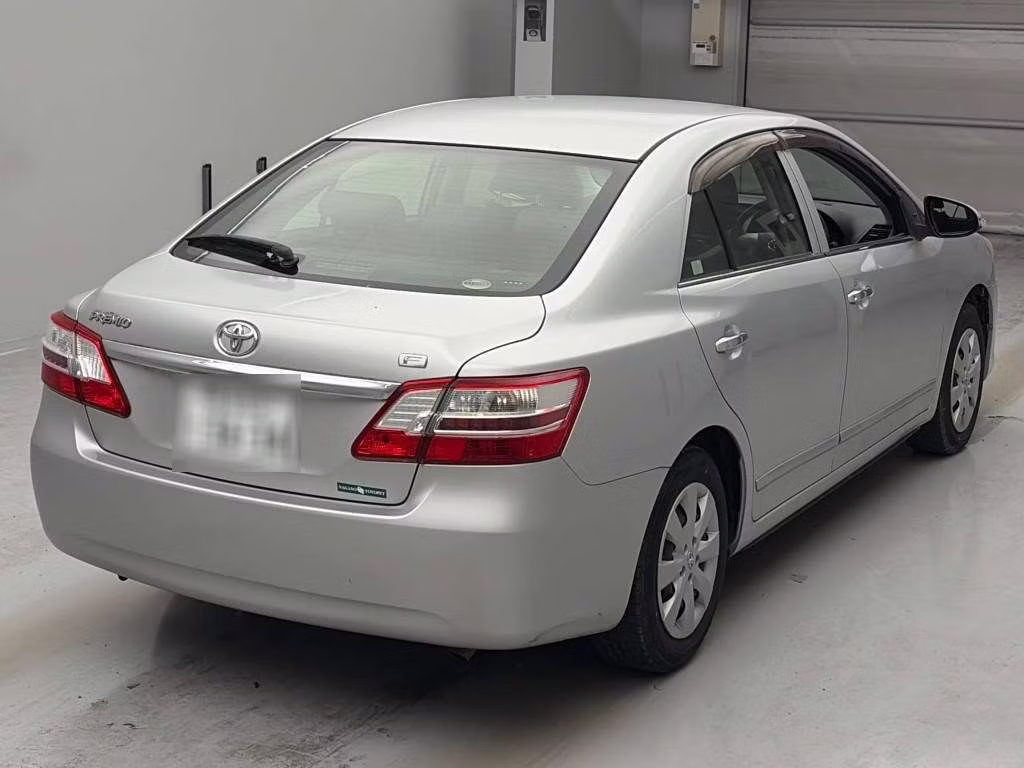 TOYOTA PREMIO