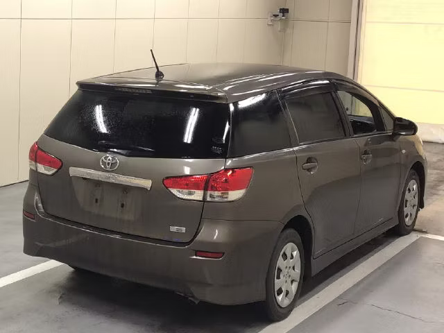 TOYOTA WISH
