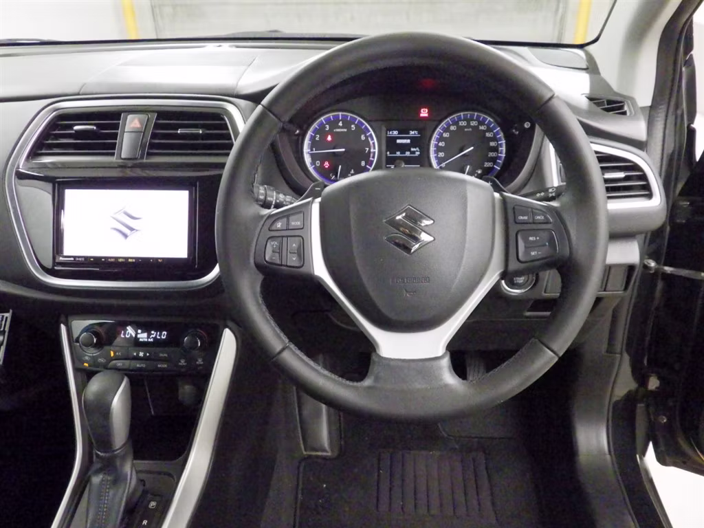 SUZUKI SX4