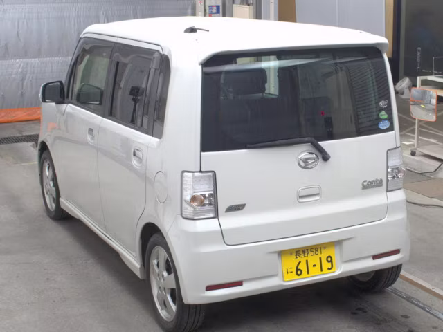DAIHATSU MOVE CONTE