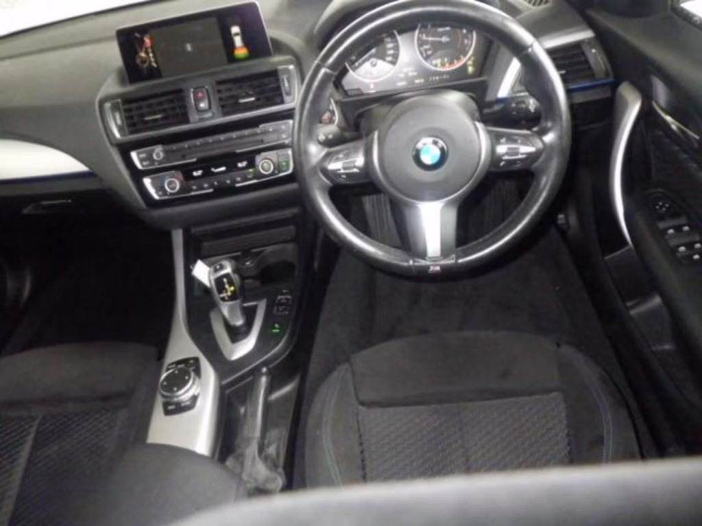 BMW 1-SERIES