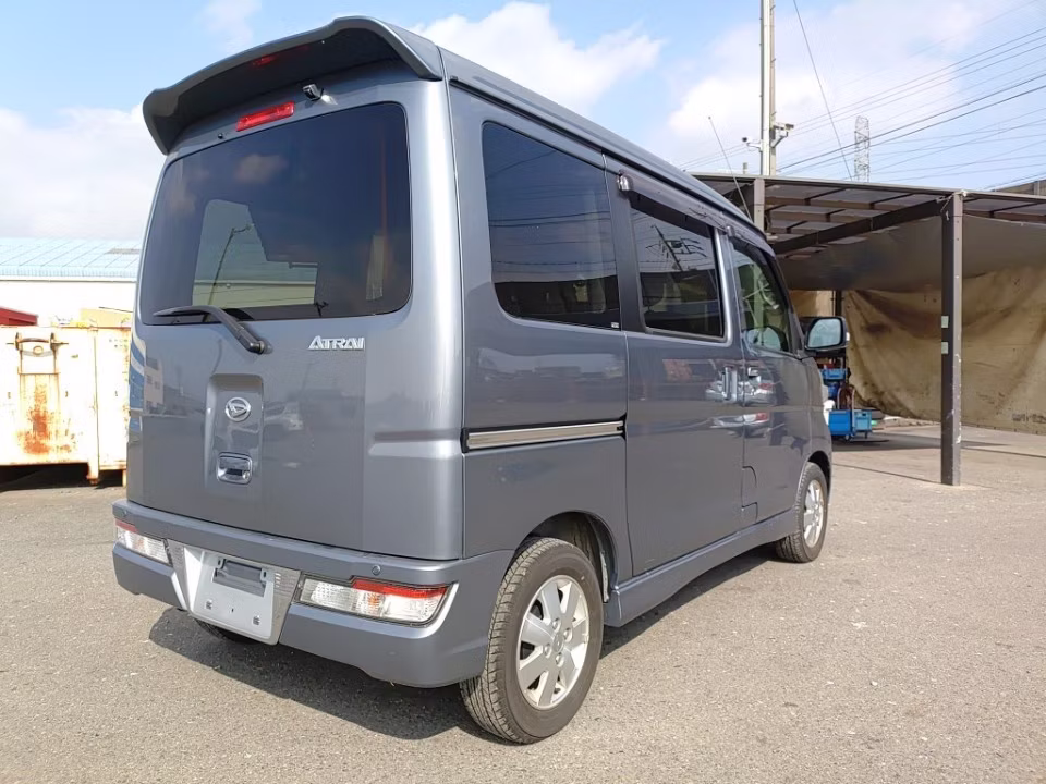 DAIHATSU ATRAI